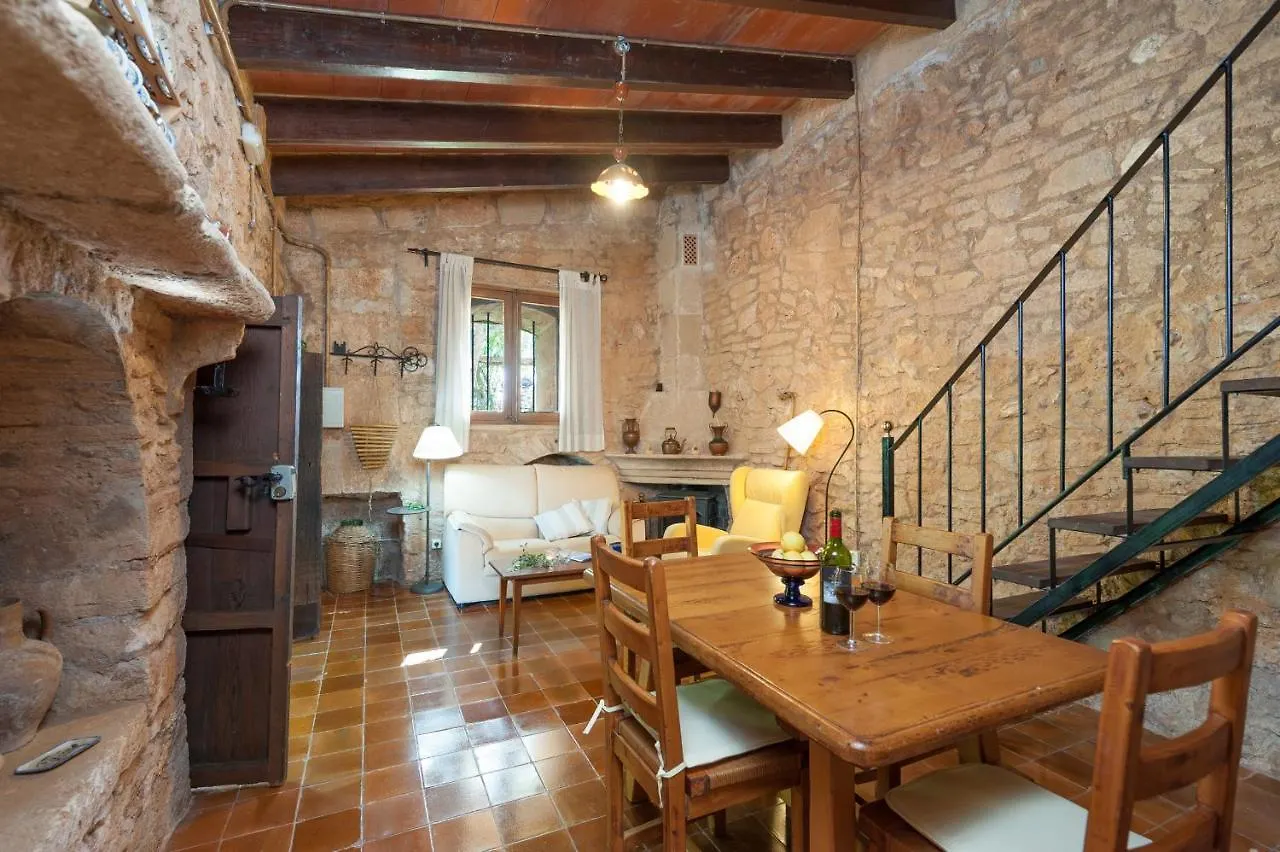 Villa Els Olivers / Olivers Petits Alcudia  0*, Alcudia (Mallorca)